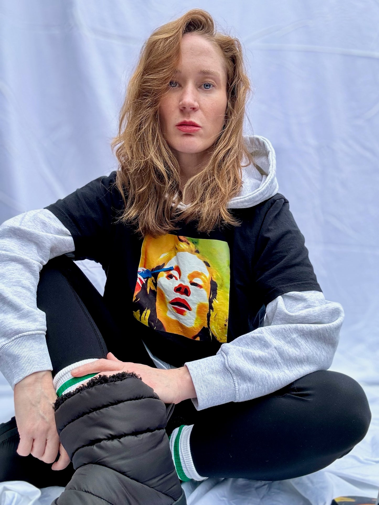 SIGNATURE T SHIRT in BLACK