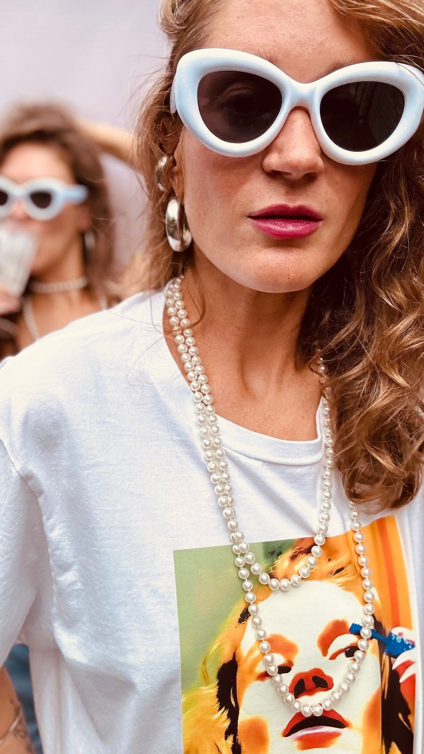 SIGNATURE T SHIRT in WHITE