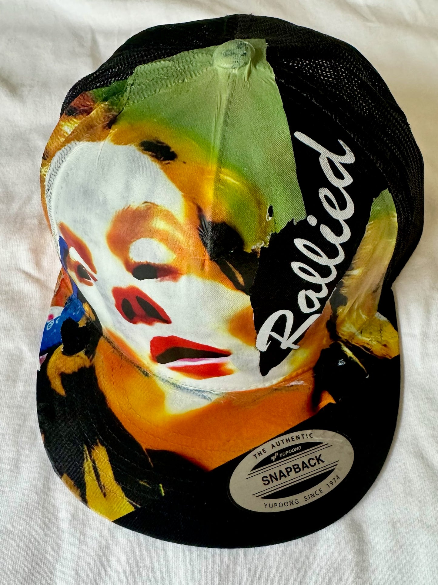 SIGNATURE CAP